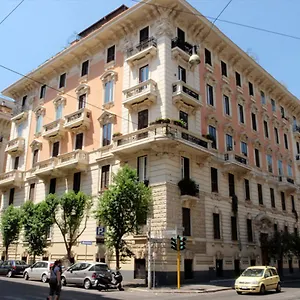 Couette-café Residenza Romana, Rome