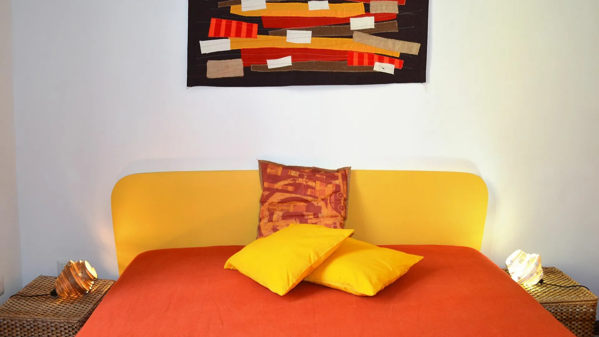 Metta House Bed & Breakfast Rome Italy